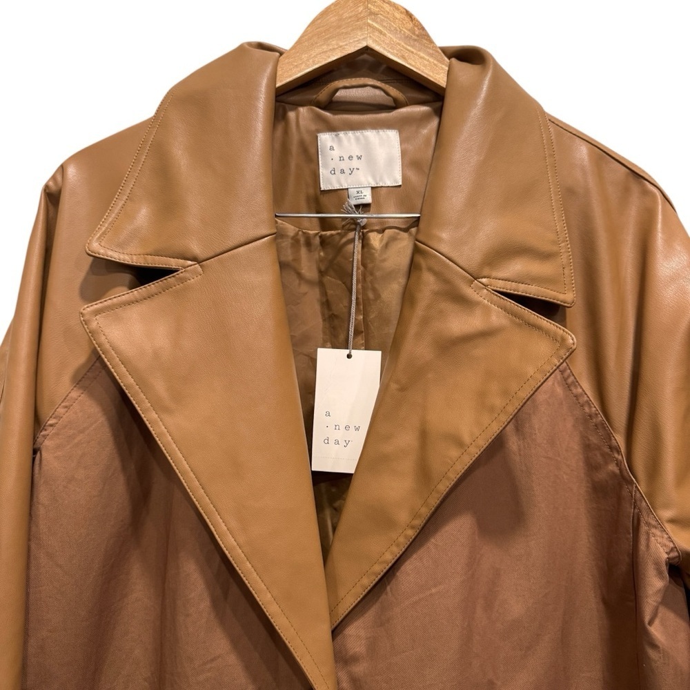 A New day Women’s  Faux Leather Trench Coat Size XL New With Tags - Picture 3 of 11